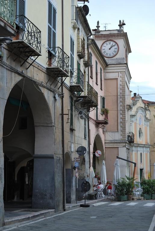 Ferienwohnung Ciassa Noeva Pieve di Teco Exterior foto
